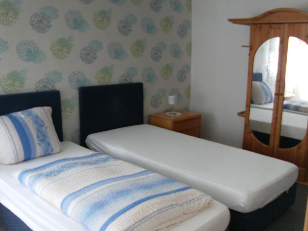 Hotel Martinsklause Meckesheim Pokoj fotografie
