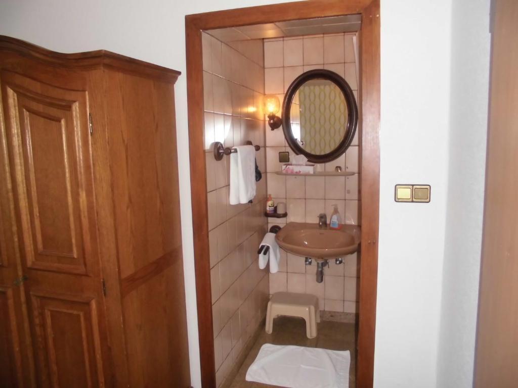 Hotel Martinsklause Meckesheim Pokoj fotografie